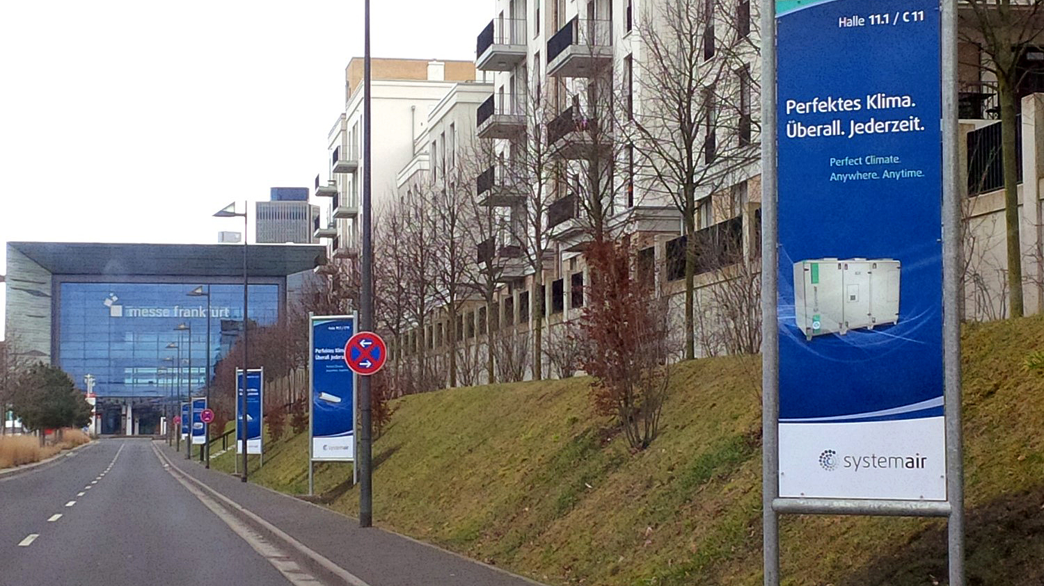 Portalhaus columns at the entrance of Messe Frankfurt