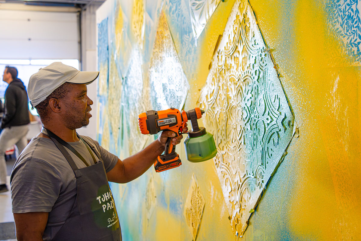 2025-HX-jhb_256mancave-50