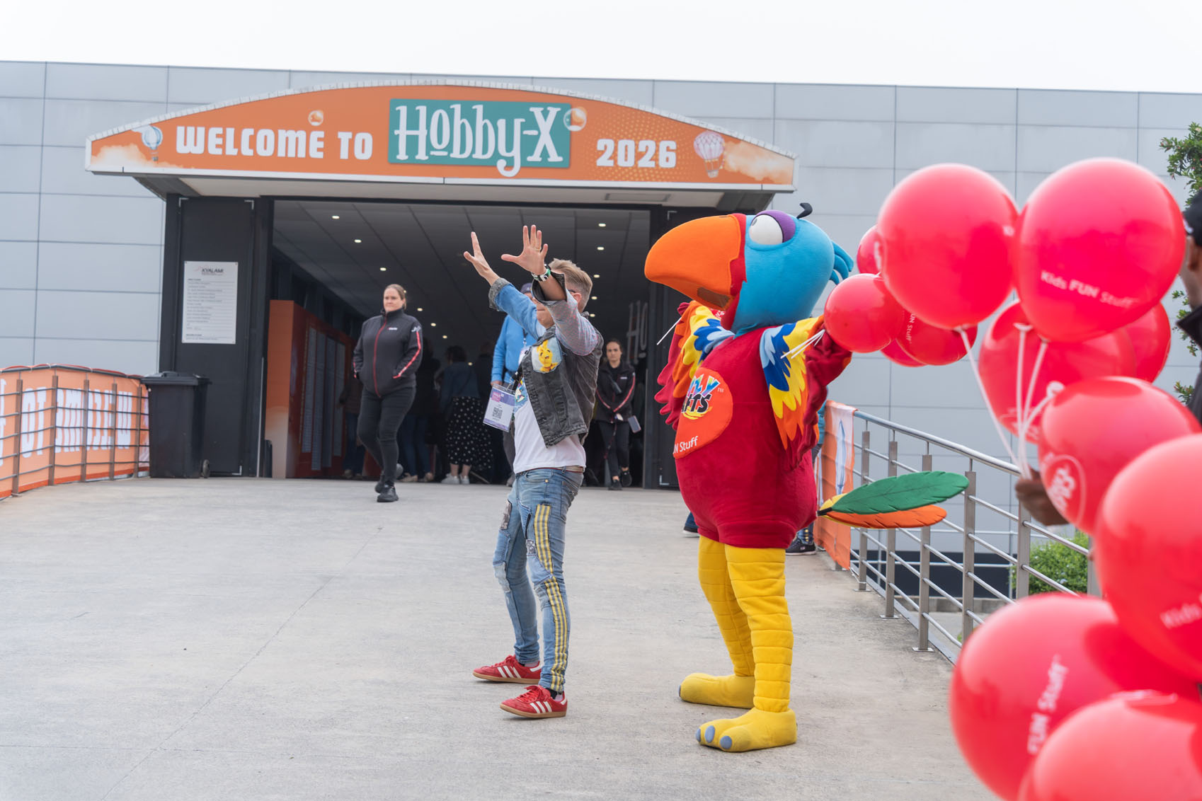 HX26-DSC00131Entrance-Welcome047