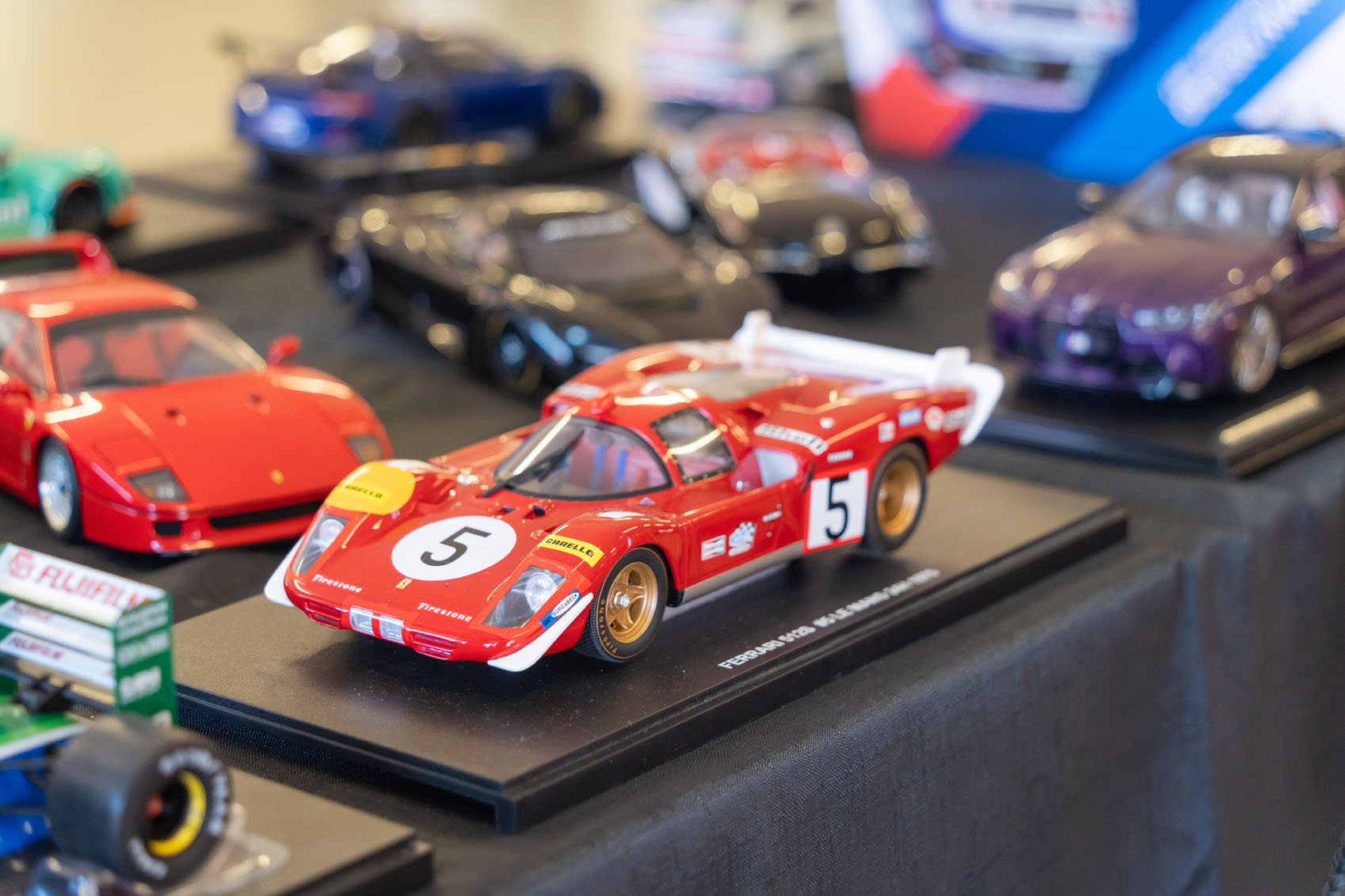 HX26-DSC03471Pit-Lane-Products072